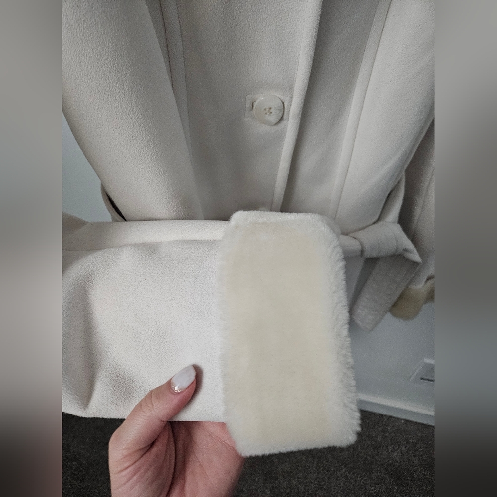 Jacket - Picture 5 of 6